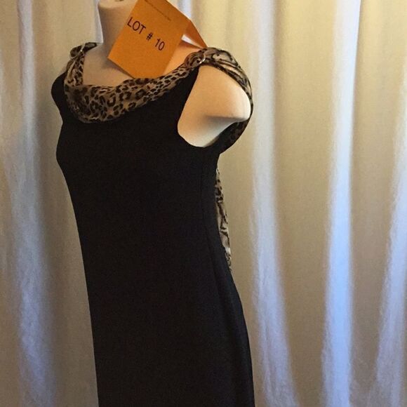 Maxi dress in black crepe like material in 7/8 - Picture 4 of 8